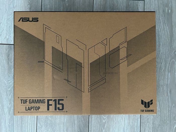 ASUS Gaming Laptop - with box !