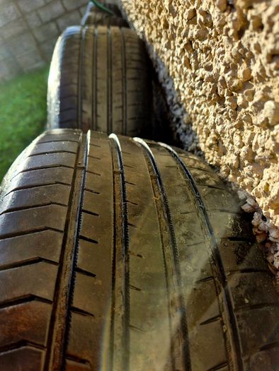 R18 5x112 Porsche Twist replica alloy wheels staggered with tyres