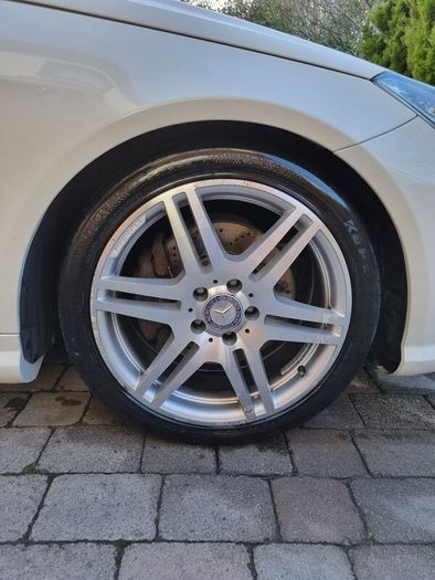2013 MercedesBenz EClass E220 CDI Coupe  AMG Li