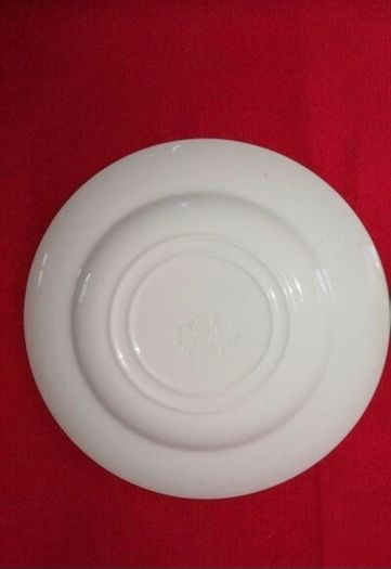 Rare Vintage English Ironstone Plate (Dickens' "The Old Curiosity Shop")