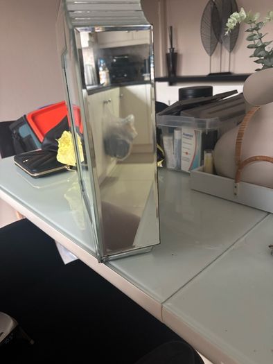 mirror clock