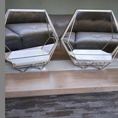 2 Gold mirrored shelves
