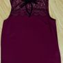Burgundy sleeveless lace top Image 4