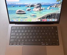 MacBook Pro 14 inch M3 Pro 18GB 512GB Space Black
