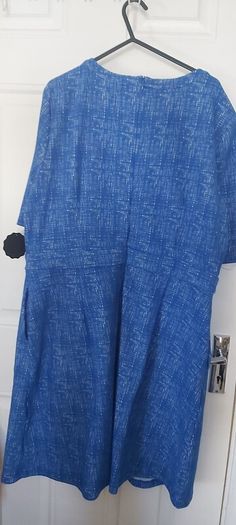Ladies dress.Brand new