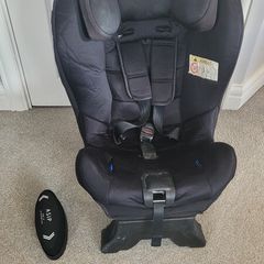 Axkid Move Car Seat