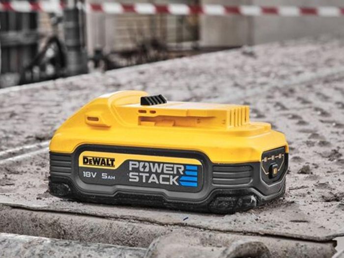 DeWALT 18V XR Cordless Brushless HEAVY DUTY Impact Wrench 1/2 Inch Drive 5AH 18V PowerStack Battery And 12V - 18V Multi Voltage Fast Charger. Closing down sale - all must go!