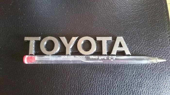 Genuine Toyota Badge
