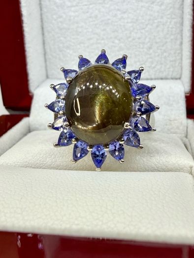 Sapphire & Tanzanite Ring