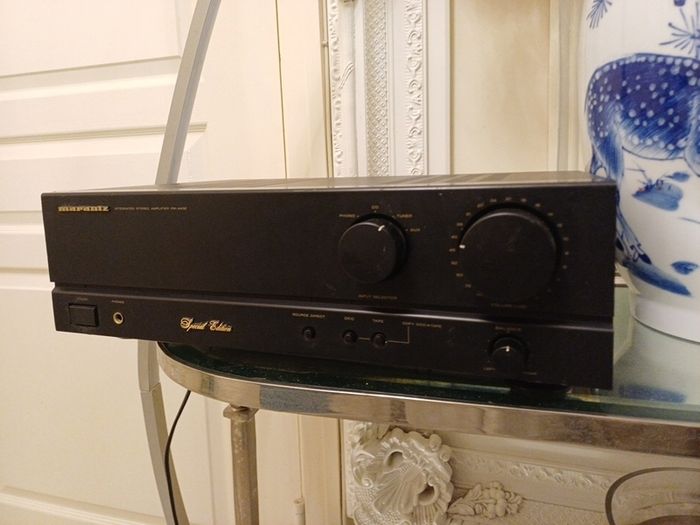 Marantz intergrated stereo Amplifier