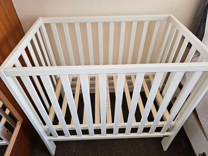 Mamas & Papas Petite Cot & Mattress