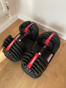 Adjustable dumbells