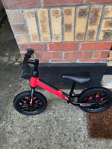 Spark Balance Bike Red 12 inch with lights for kids 3 Years +, scooter with lights 3 Years +, Protective Gear set 3 Years +