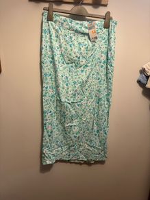 green floral skirt