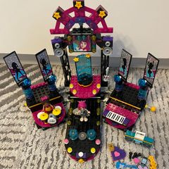 Lego friends stage 41105
