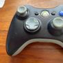 xbox 360 controller for parts - untested - missing battery slot Image 3