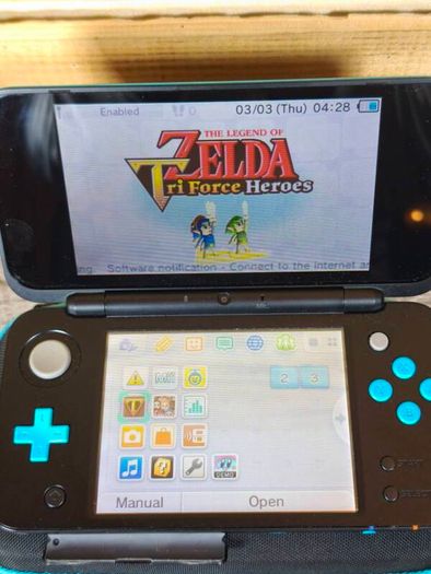 nintendo new 2ds xl with 4 games ,R buttons is not responding