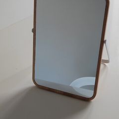 Table top mirror