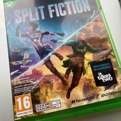 Split Fiction Xbox disk