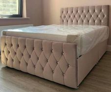 Blue, Grey, Black, Pink, Cream sandy beds
