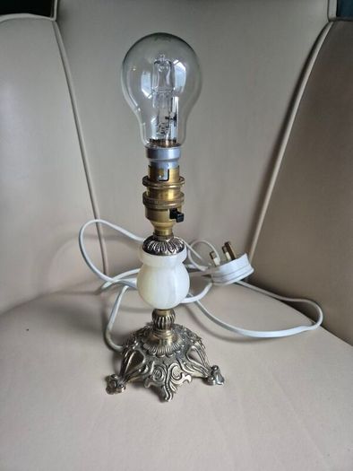 Vintage Mid Century marble.onyx brass gold metal ormate lamp base