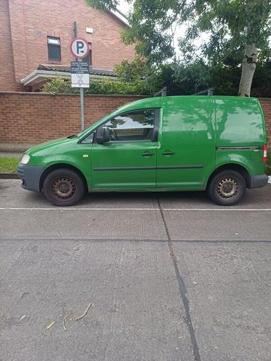 Volkwagon Caddy van