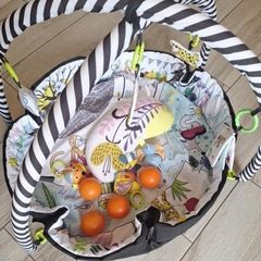 Baby playmat