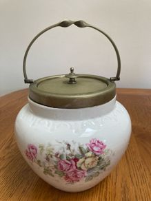 Biscuit ceramic Jar