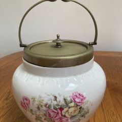 Biscuit ceramic Jar