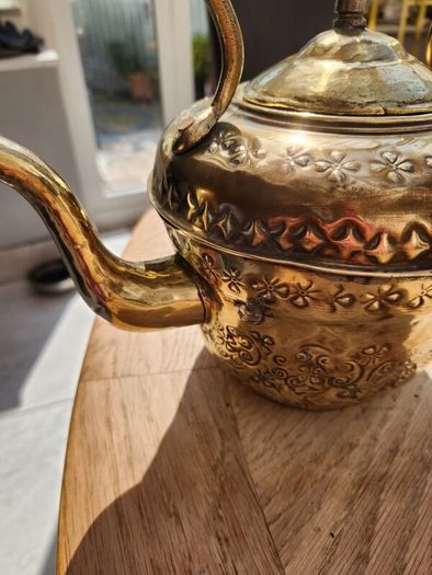 C100yrs old French kettle. Polished.