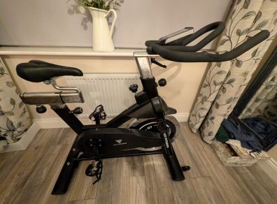 Hit Fitness G7 Indoor Exercise Bike