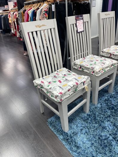 chairs 3