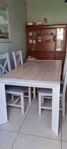 Dining Table and 4 chairs