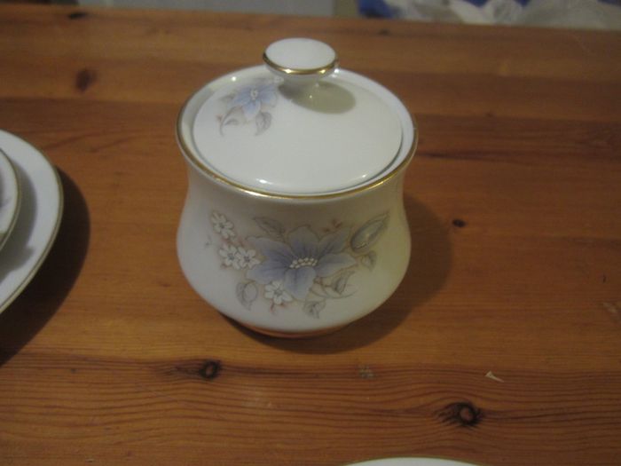 CLADDAGH   Tea set   21 piece
