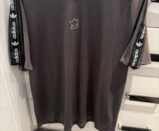 Adidas mens tshirt