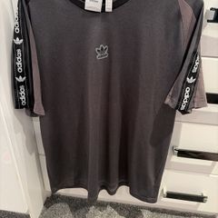 Adidas mens tshirt