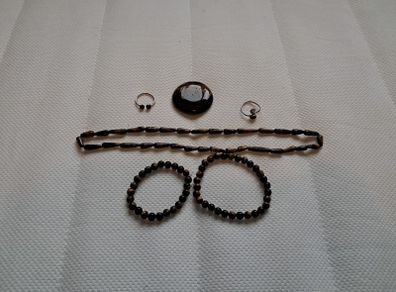 Tigers eye set