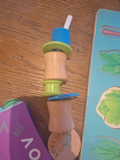 Lovevery The Adventurer Play kit age 16-18 months