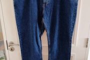 Marks and Spencer cotton denim jeans 46 inch waist and 33 inch leg new and never worn and in excellent condition with FREE STANDARD POSTAGE INCLUDED