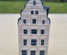 KLM ceramic house no. 92
