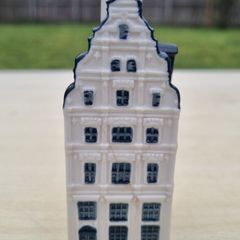 KLM ceramic house no. 92
