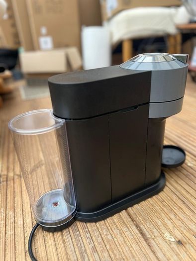 Nespresso Vertuo Next Coffee Machine-Matt Black with 5 to 10 Capsules