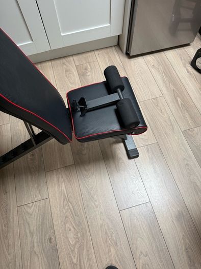 Adjustable Weight Bench