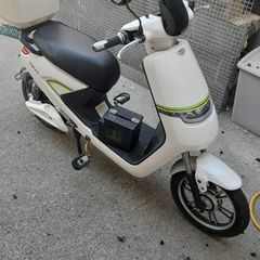Electric motorcycle