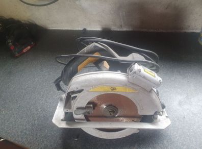 JCB Circular Saw