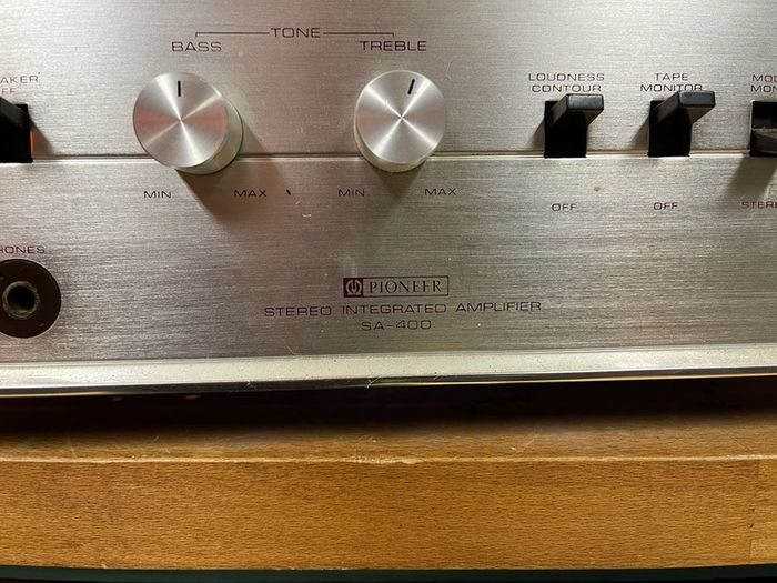 Rare vintage Pioneer SA400 vintage stereo valve / tube amplifier.