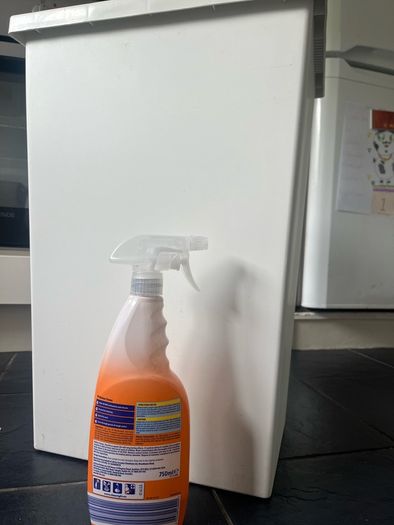 Plastic bin