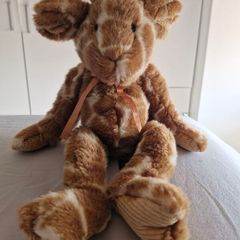 Vintage Russ Berrie "Godfrey" giraffes