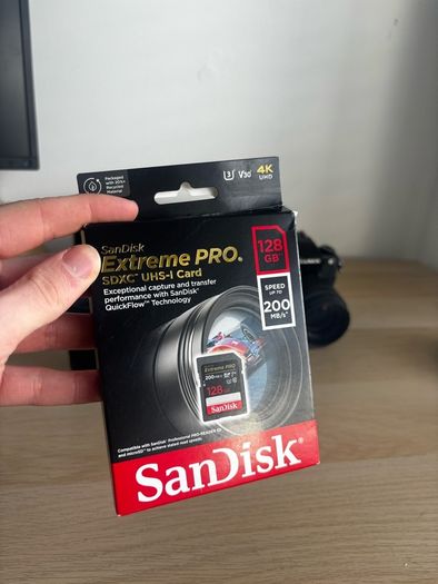Lumix G80 Bundle