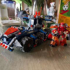 lego nexo knights Axl's tower carrier